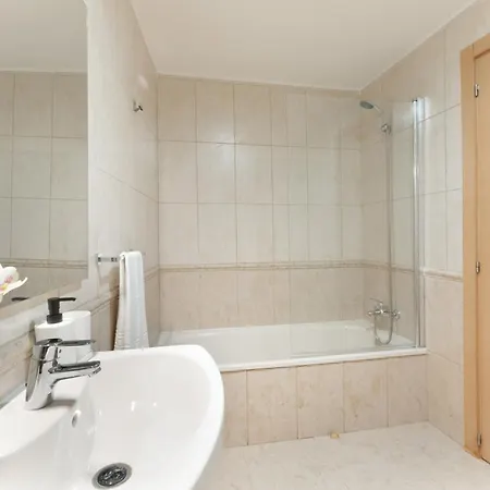 Viera 1 Apartamento *